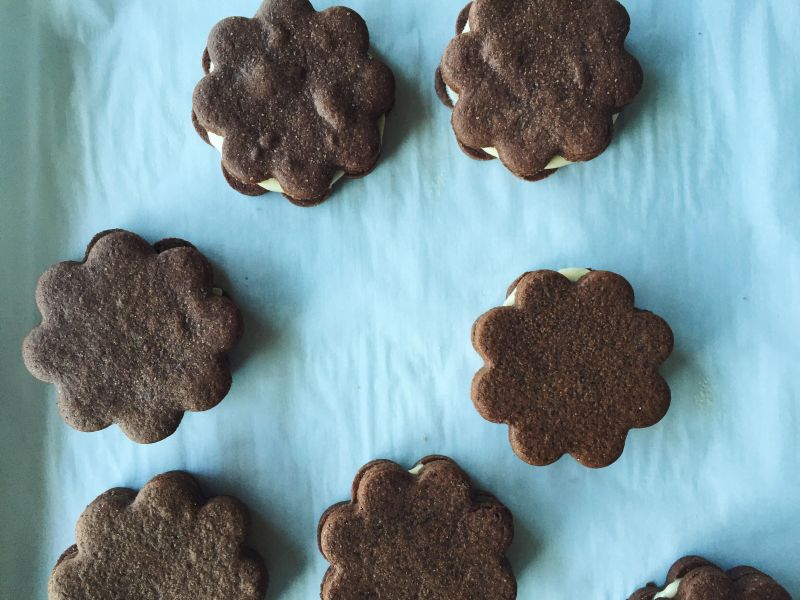 Chocolate Caramel Buttercream Sandwich Cookies