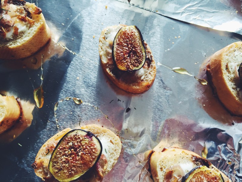 Fig and Shallot Crostinis + In Appreciation of Alliums
